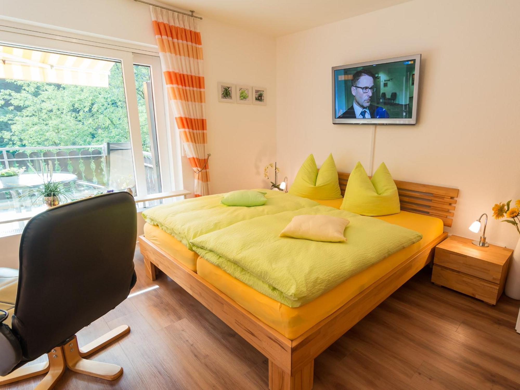 Ferienwohnung Sonnenschein Bad Herrenalb Exteriör bild
