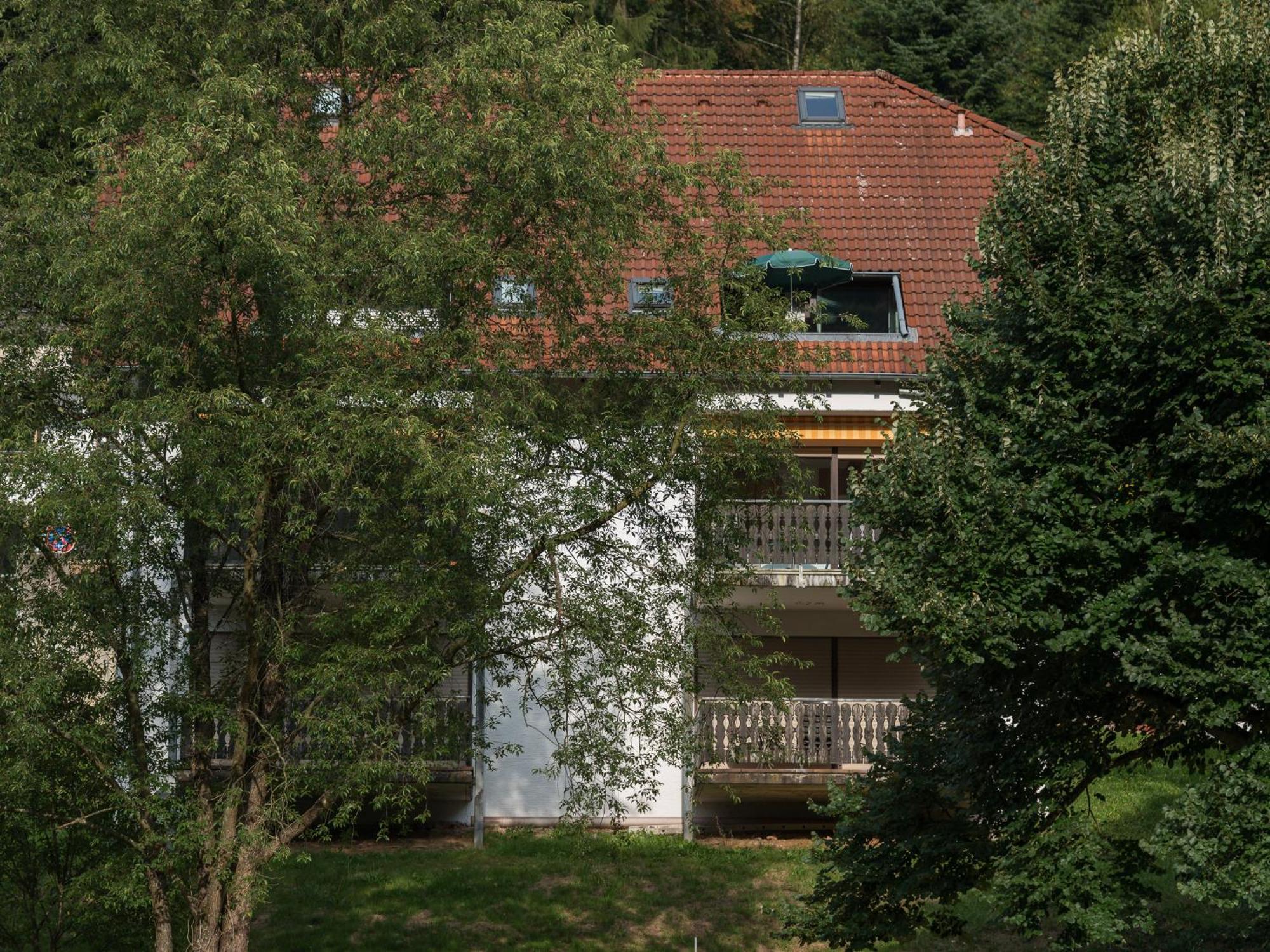 Ferienwohnung Sonnenschein Bad Herrenalb Exteriör bild